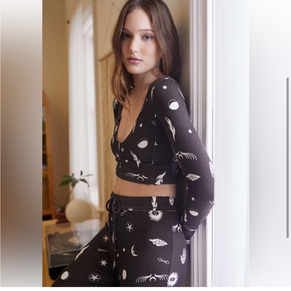 Urban Outfitters | Out From Under Sweet Dreams Pajamas | Size: XS | Color: Brown